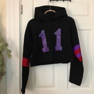 ✨SALE✨ LF cropped hoodie